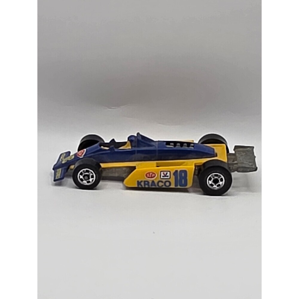 Hot Wheels 1983 Die-Cast Race Car Blue Yellow #18 Vintage STP KRACCO